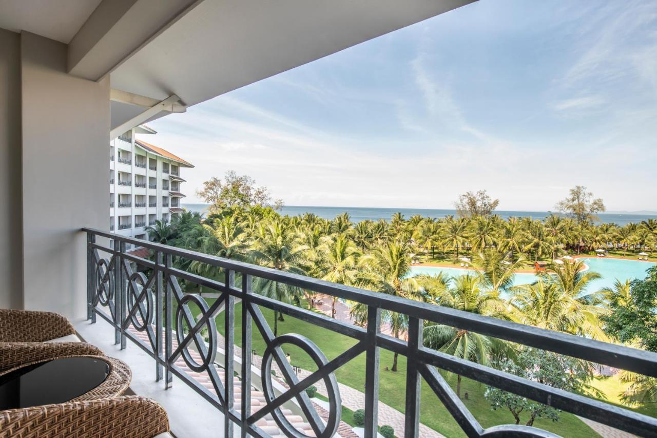 Deluxe King Ocean View VinWonders Ticket 1 time,1370368520:JPEG