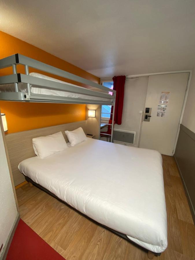 Triple Room 1 Double Bed 1 Single Bed