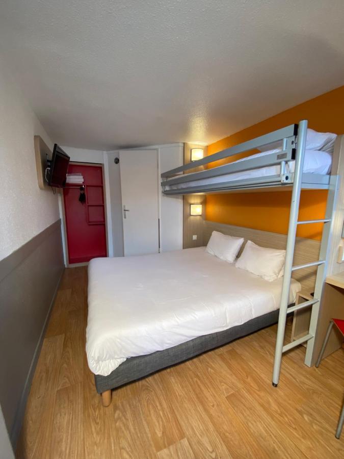 Triple Room 1 Double Bed 1 Single Bed