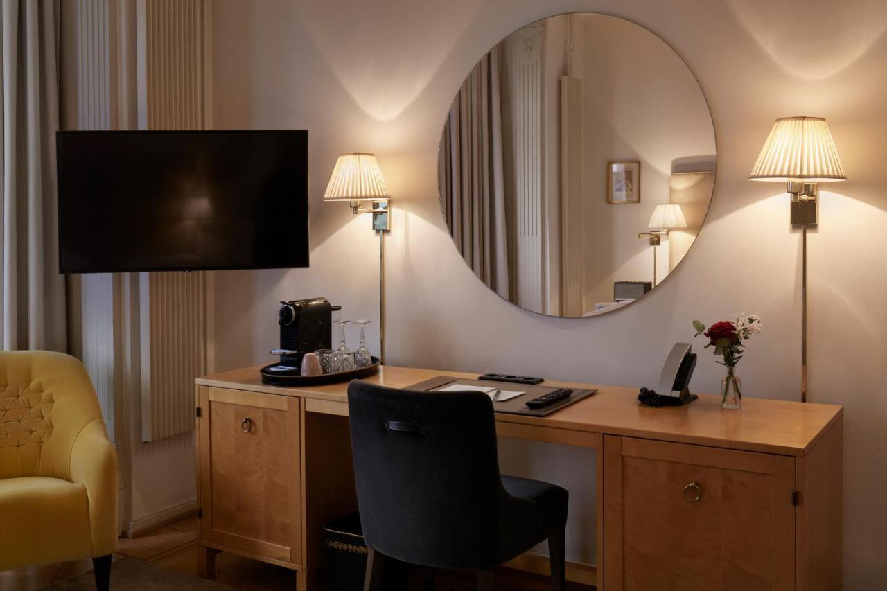 Deluxe Sea View Room