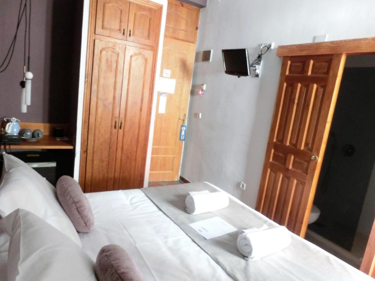 Double Room,1370538344:JPEG