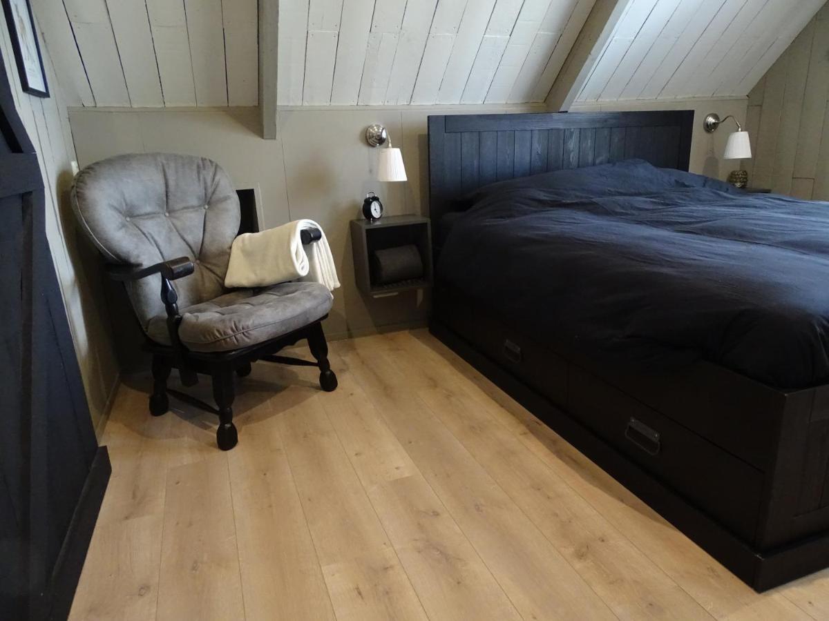 Double Room Private Bathroom