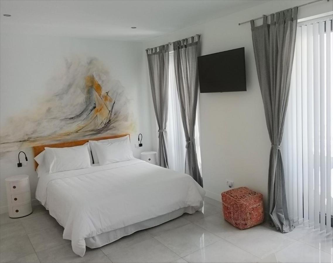 Double Room Balcony,1383334976:JPEG