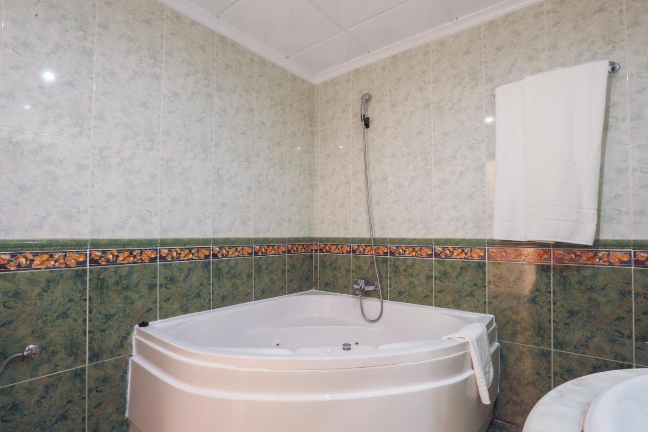Superior Double Room Jacuzzi