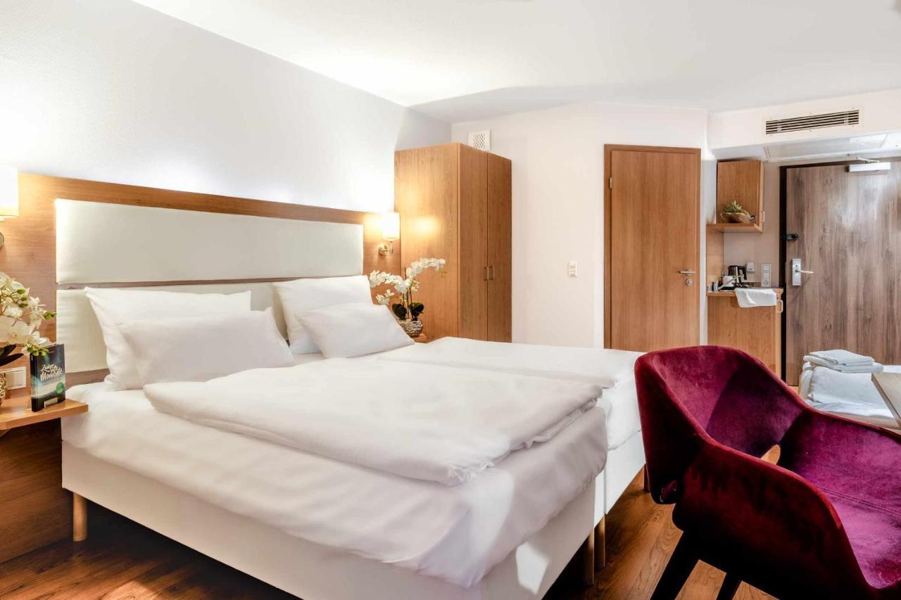 Comfort Quadruple Room,1371490703:JPEG
