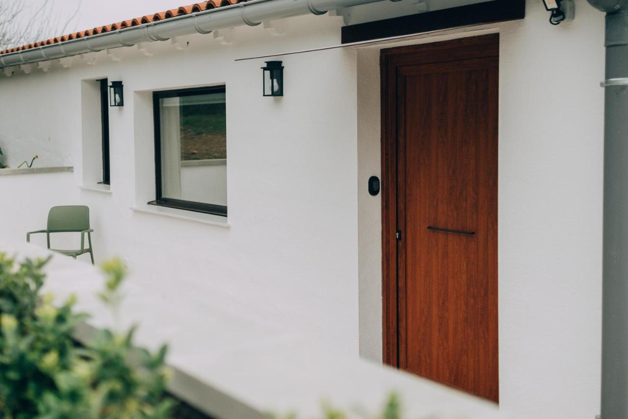 Deluxe Double or Twin Room Mountain View
