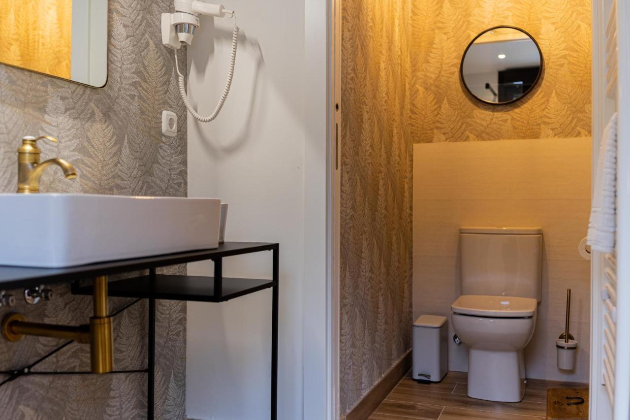 Deluxe Double or Twin Room Mountain View