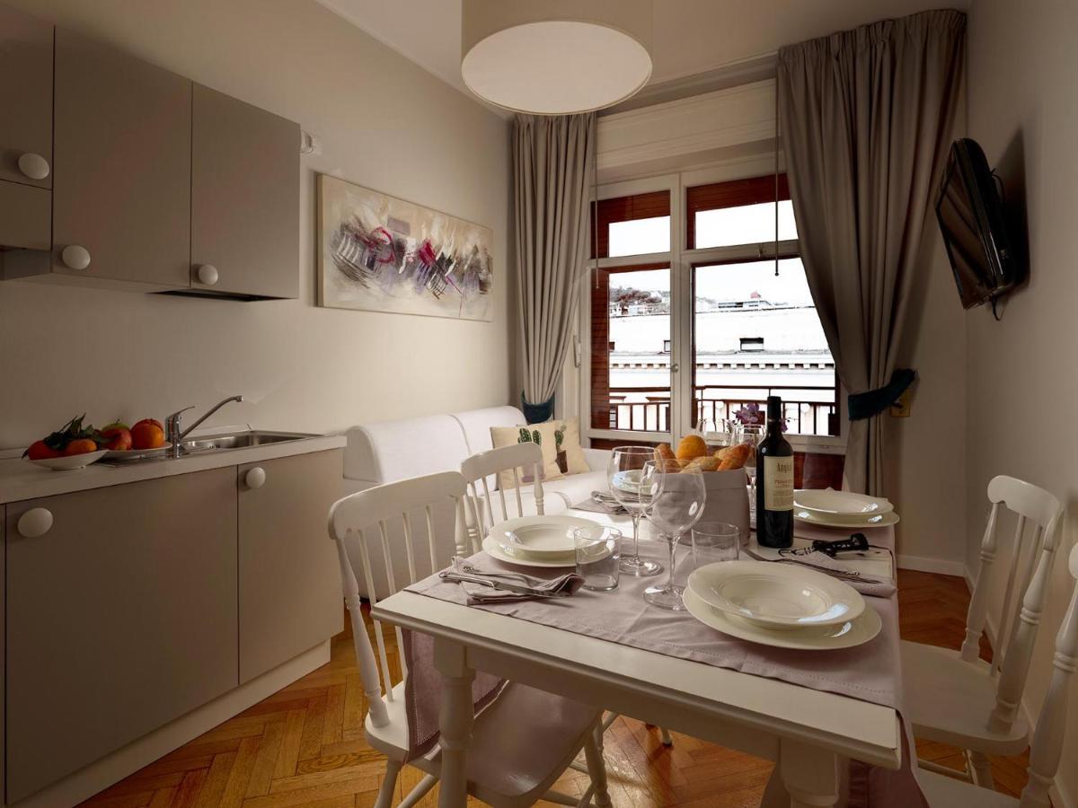 One-Bedroom Apartment,1368633704:JPEG