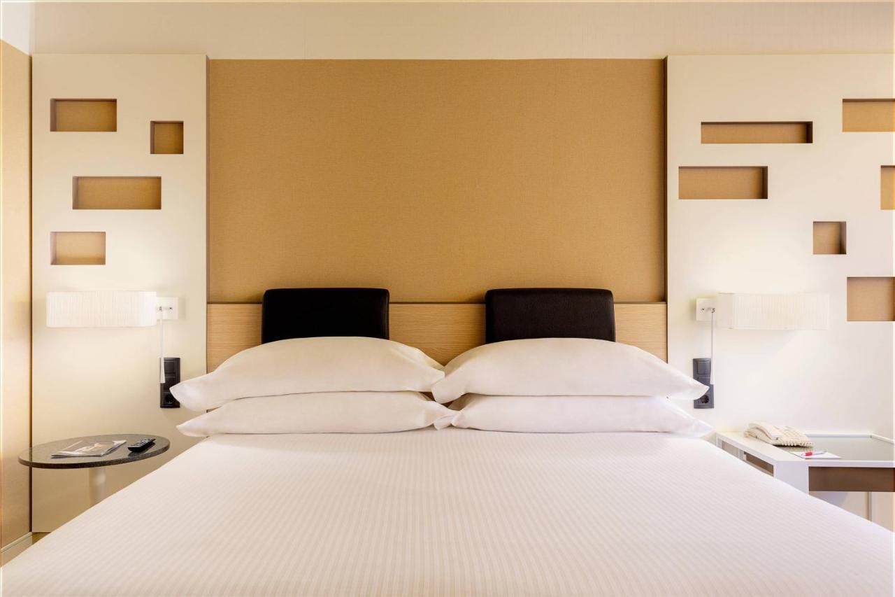 Premium King Room,1616873953:JPEG
