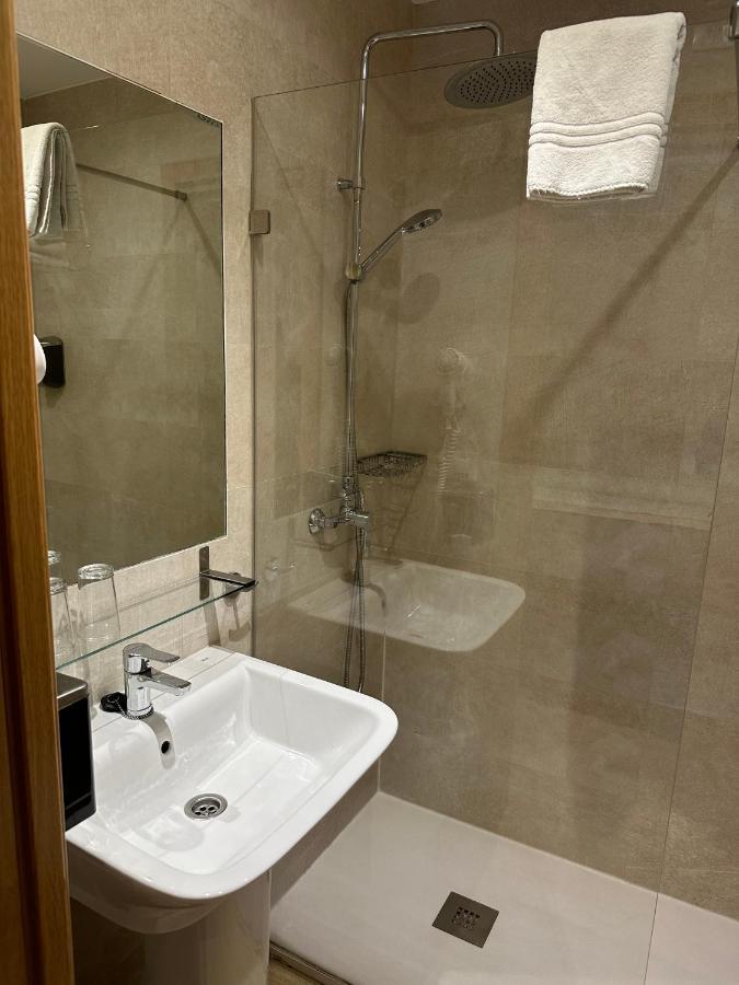 Double or Twin Room,1373654918:JPEG