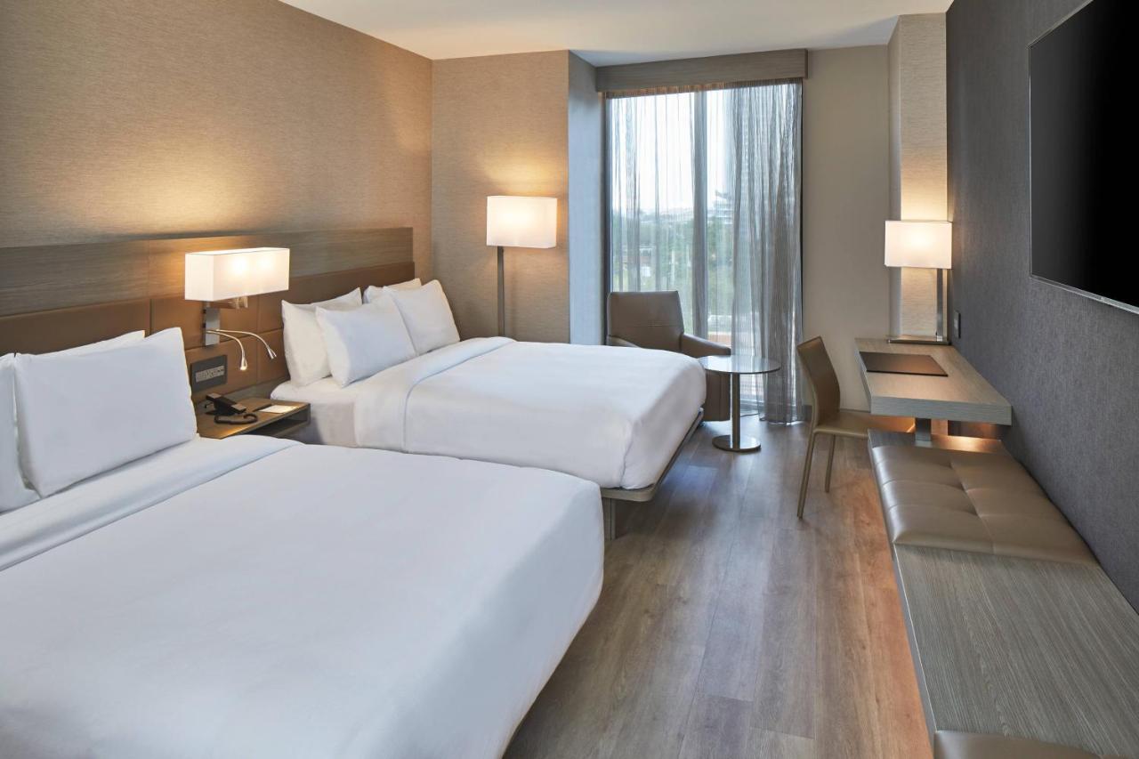 Guest room 2 Queen,1276437577:JPEG