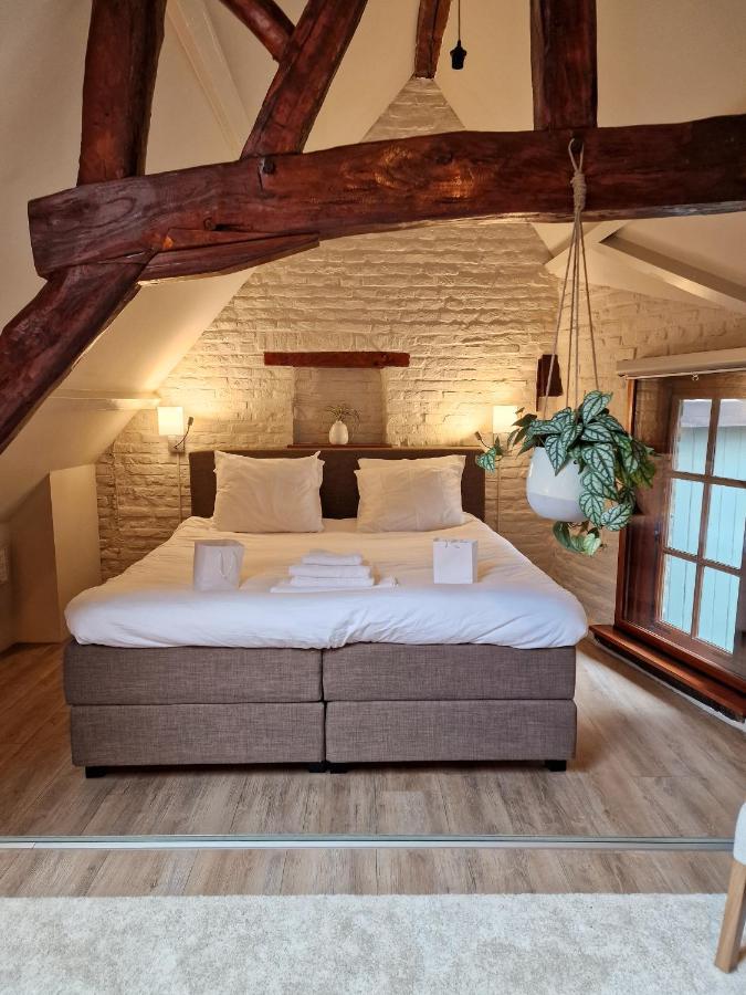 Deluxe King Room,1374549215:JPEG