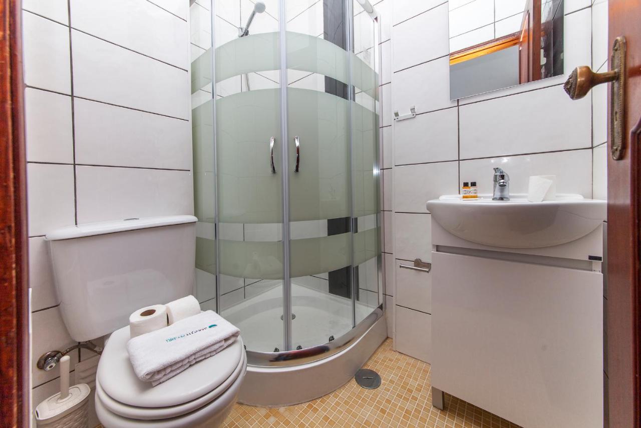 Double Room,1374578786:JPEG