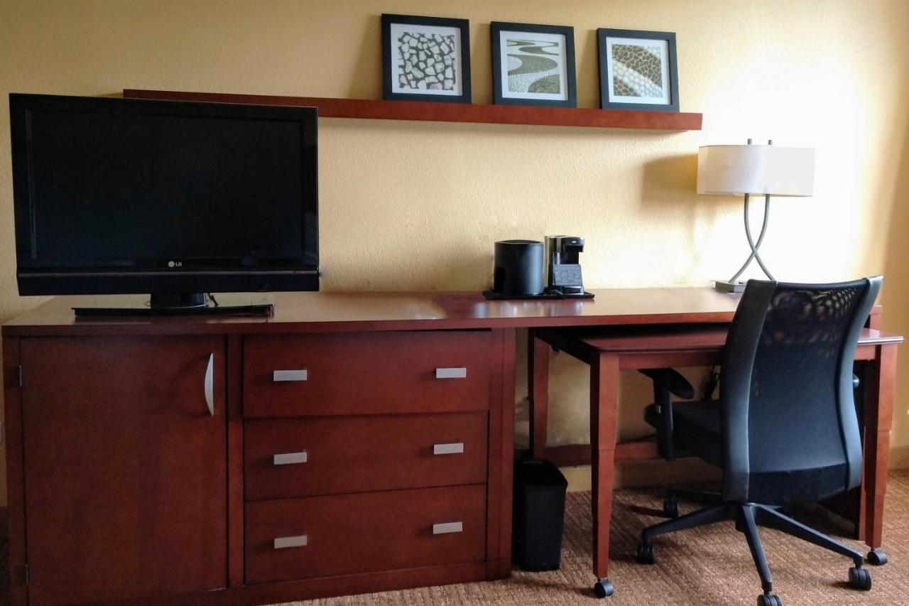 King Room,1379525768:JPEG