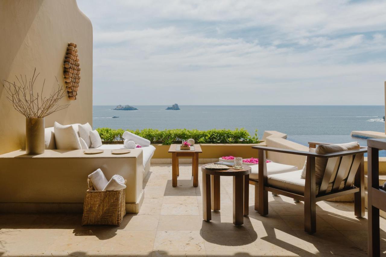 Romance Deluxe Suite Oceanfront