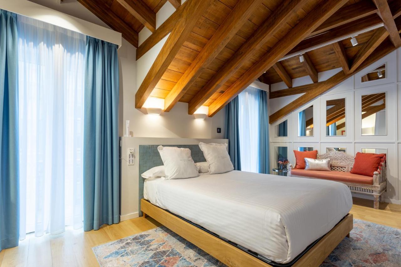 Standard Double or Twin Room Balcony