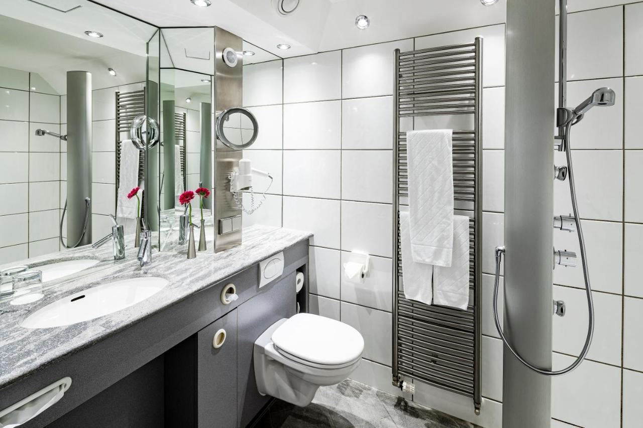 Single Room Shower,1666639677:JPEG