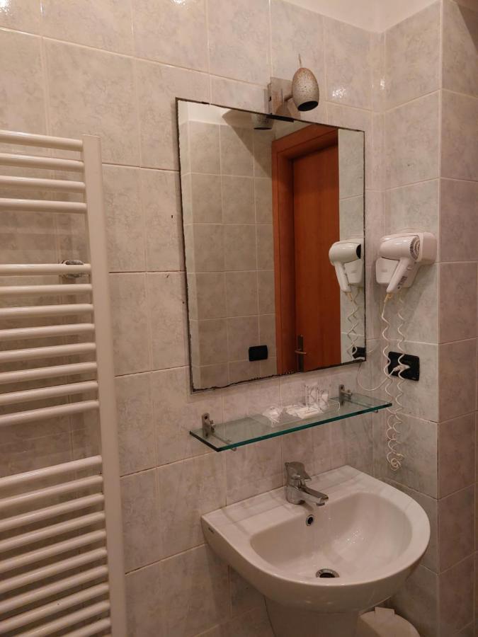 Triple Room with Private External Bathroom,1635080296:JPEG