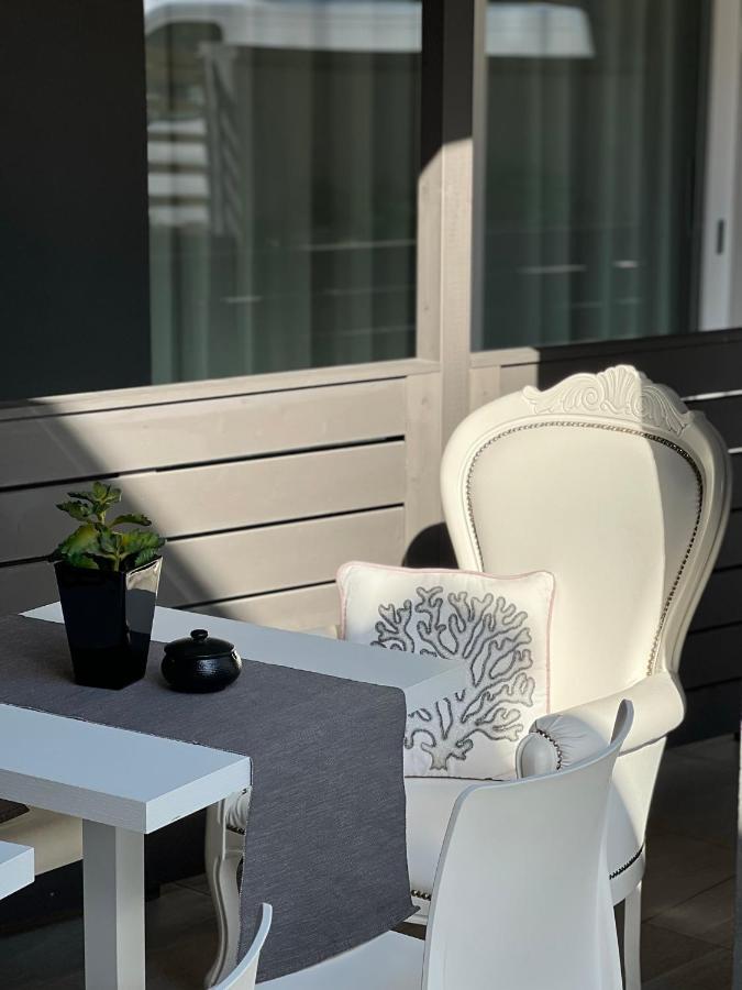 Studio Garden View