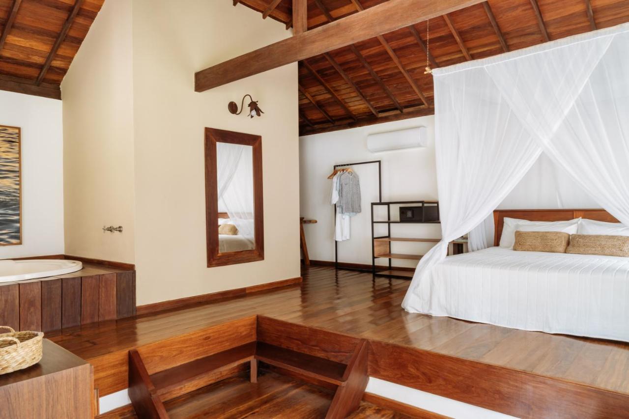 Superior Bungalow Spa Bath