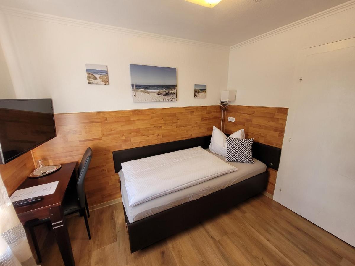 Budget Single Room
