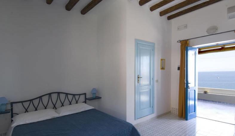 Triple Room Sea View,13856044:JPEG