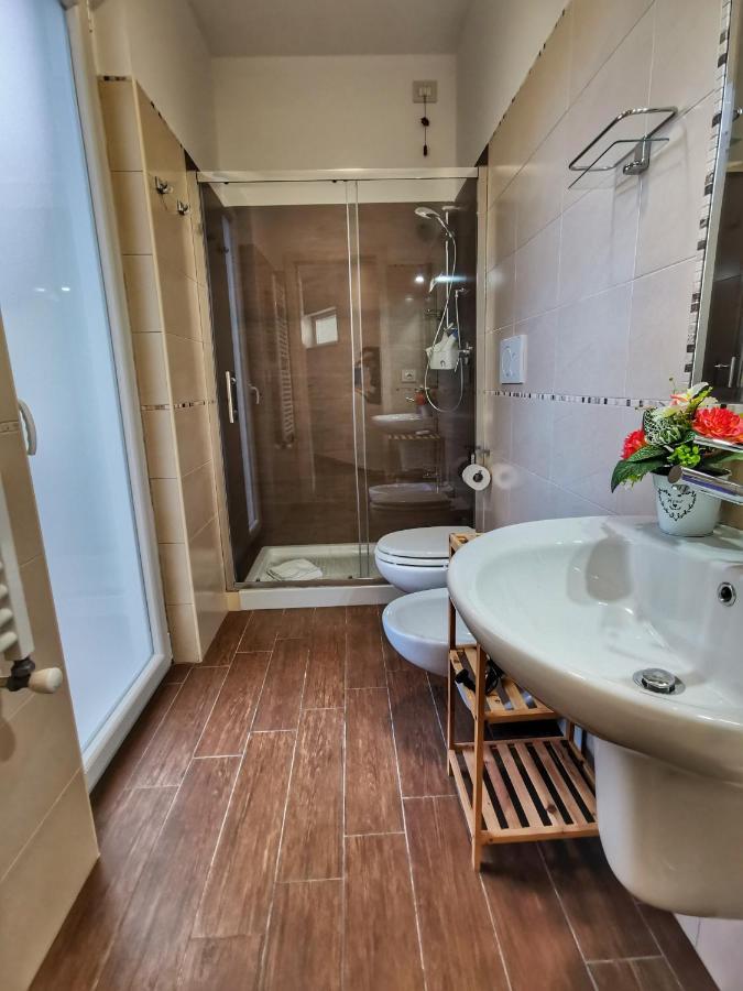 Double Room Private Bathroom,1380636434:JPEG