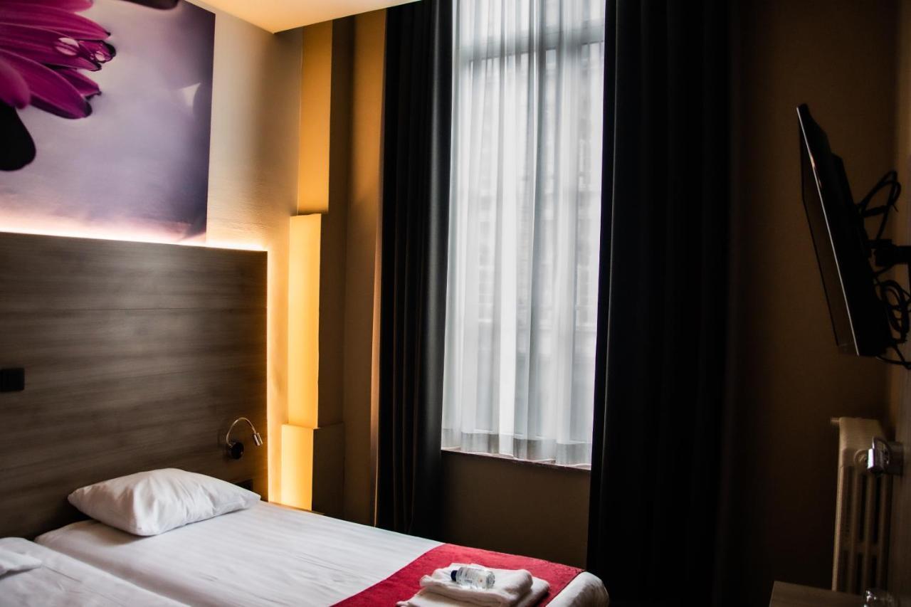 Budget Double Room,1380663611:JPEG