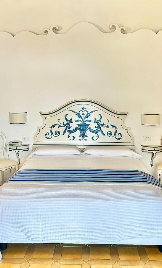 Double or Twin with Terrace,1380967196:JPEG