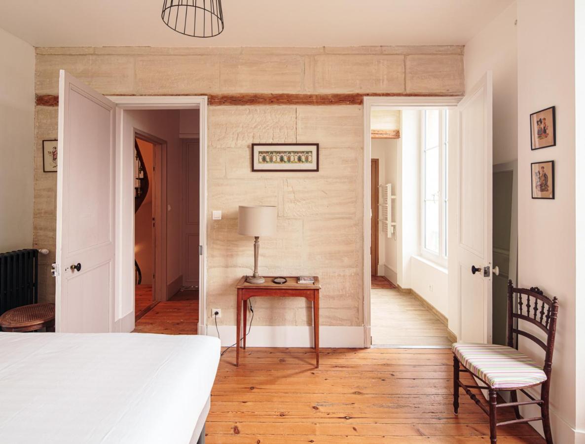 Deluxe Double Room Shower