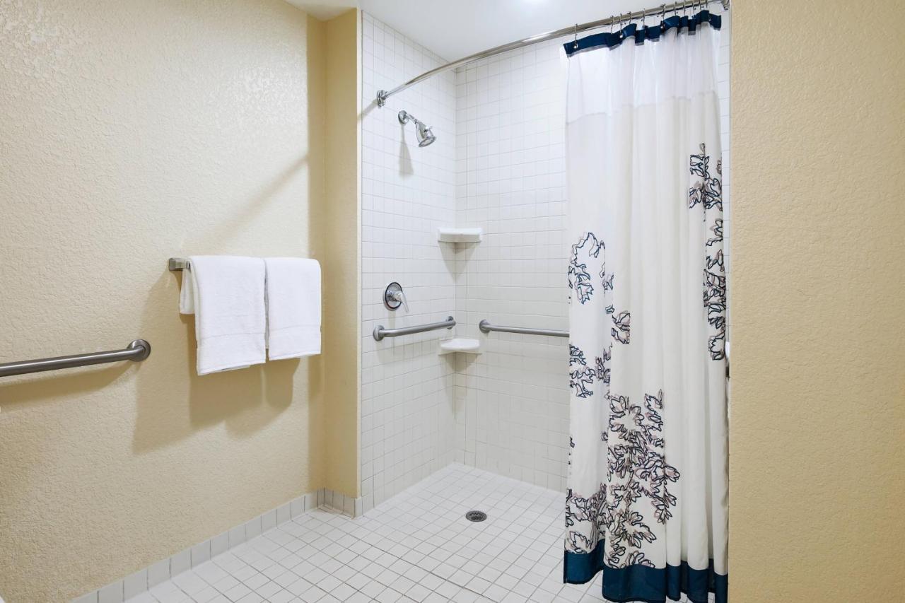 One-Bedroom King Suite,1553158198:JPEG