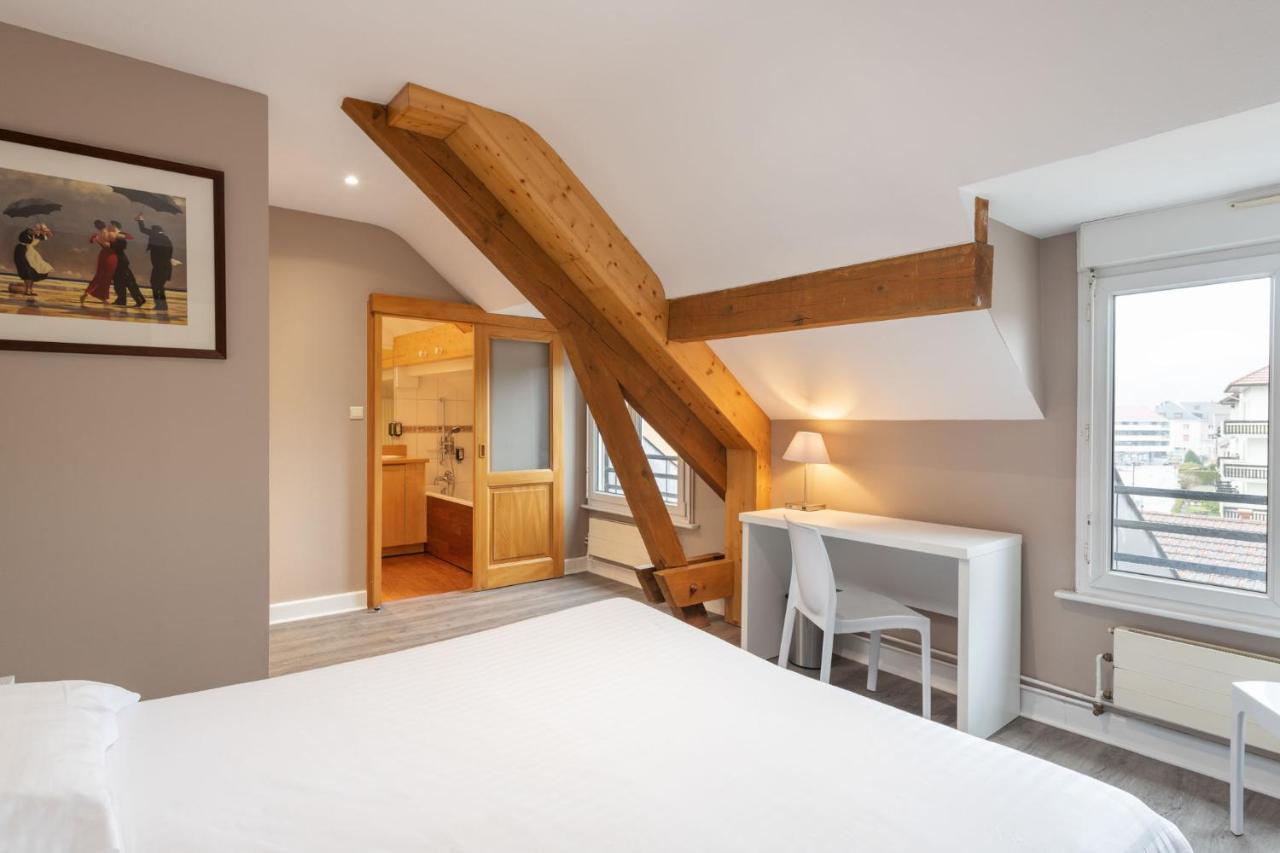 Double Room Village Side
