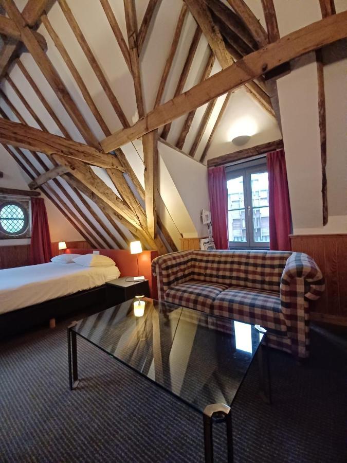 Junior Suite,1381328498:JPEG