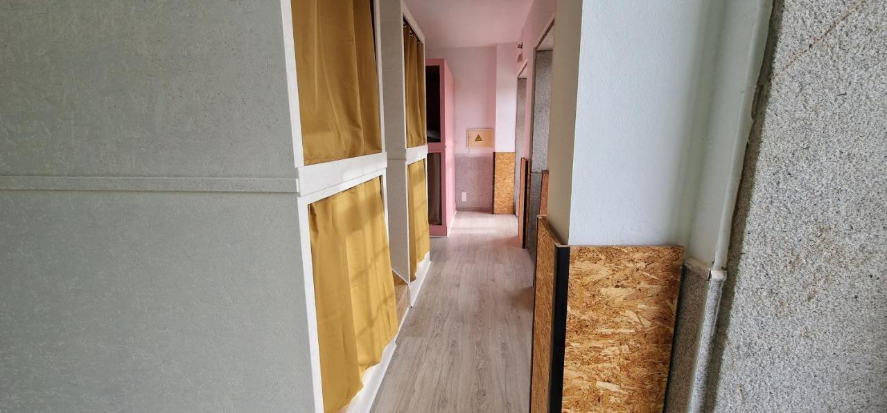 Mixed Dormitory Room,1386007508:JPEG
