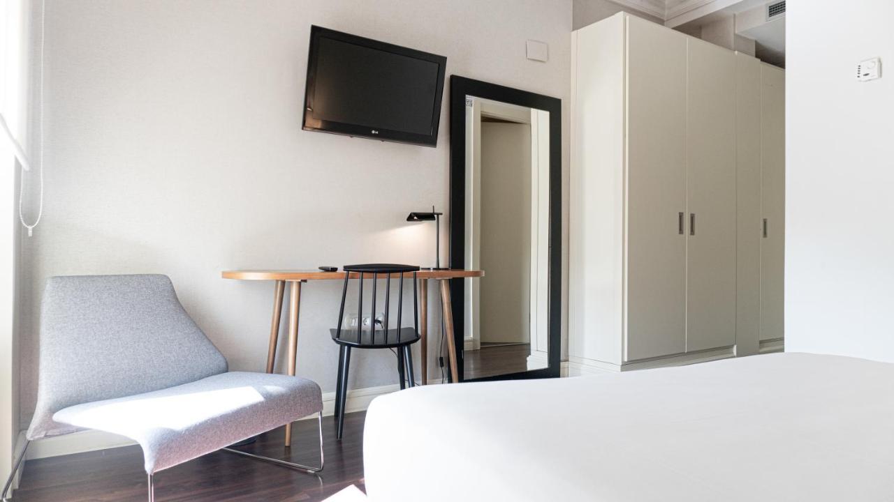Deluxe Double Room with Extra Bed (3 Adult),1382164847:JPEG
