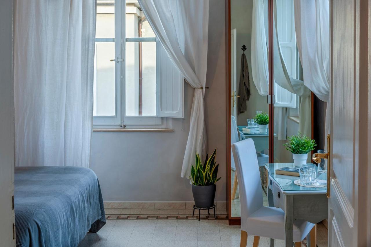 Triple Room Private External Bathroom