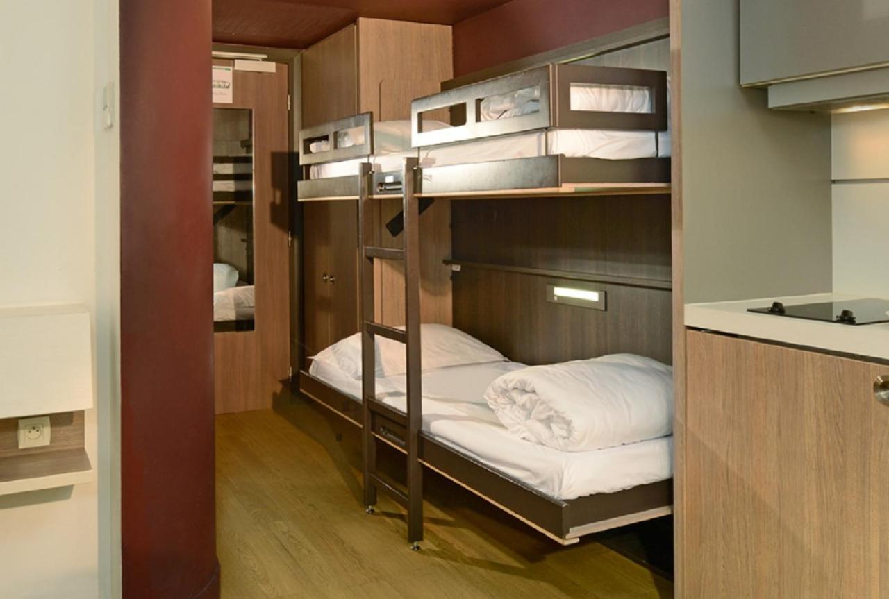 Studio - City Side (2 Adults + 2 Children),1382393195:JPEG