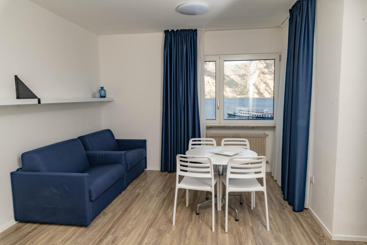 Studio Lake View