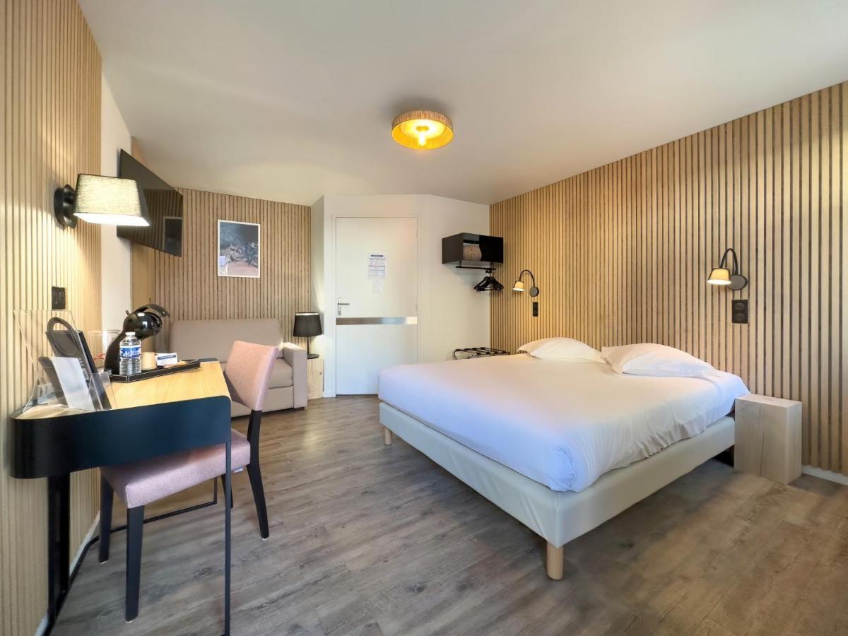 Standard Double Room Disability Access,156422973:JPEG