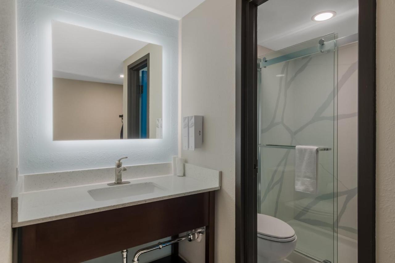Superior Room Two Double Beds Pool View Smoke