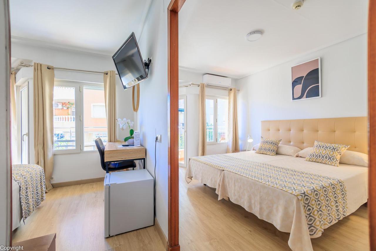 Triple Room,1384649309:JPEG