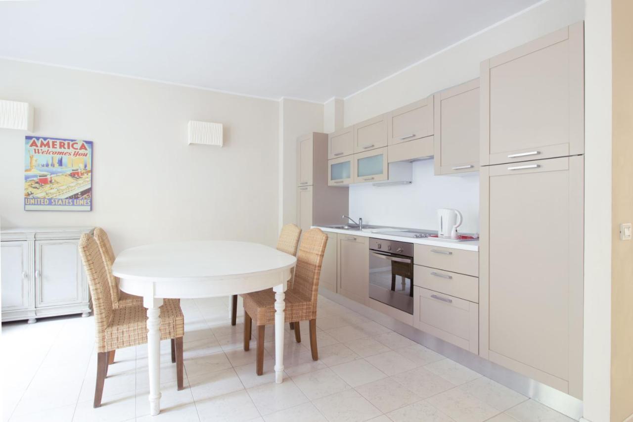 Two-Bedroom Apartment,1384672568:JPEG