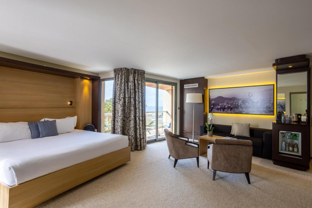 Junior Suite Partial Sea View,1384753730:JPEG