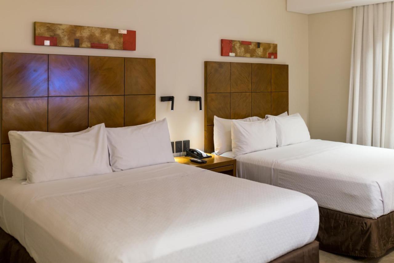 Premium King Room
