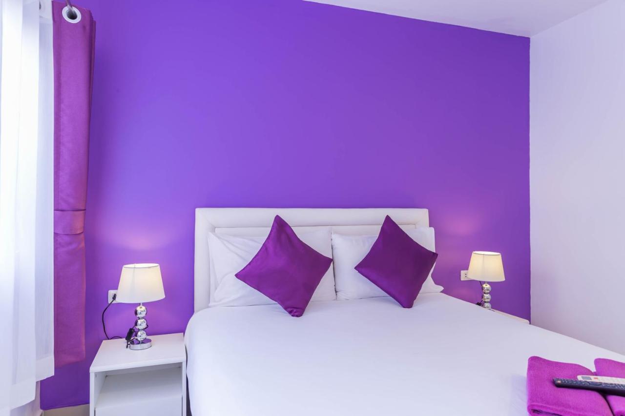 Deluxe Double or Twin Room Pool View