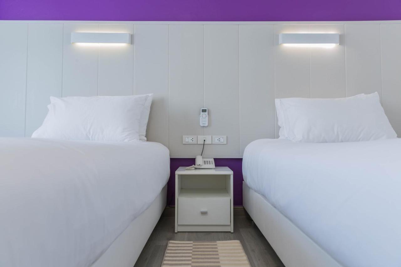 Superior Twin Room South Wing