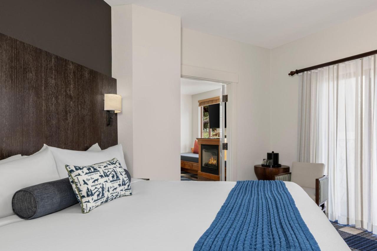 Deluxe Two-Bedroom Suite