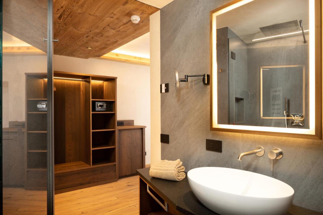 Deluxe Double or Twin Room Balcony