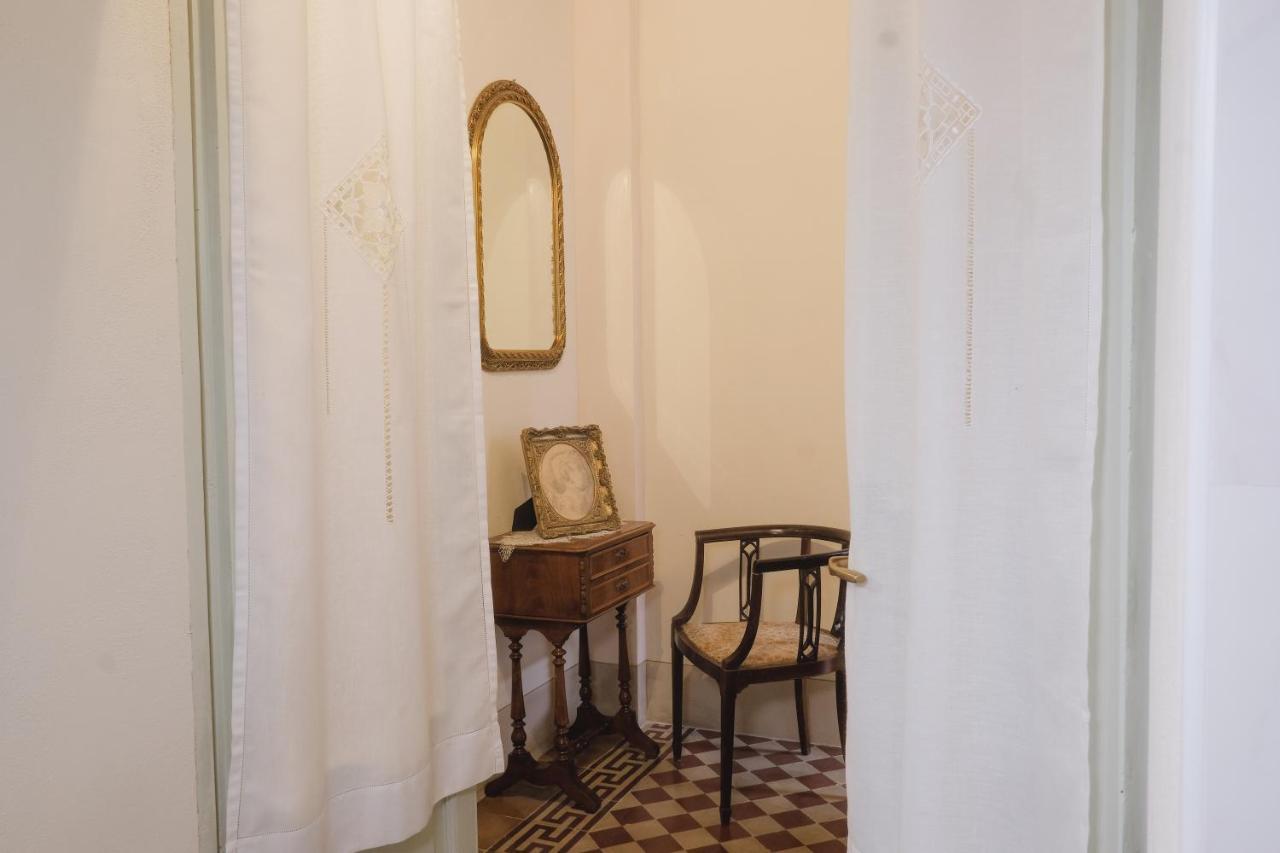 Double Room,1386316253:JPEG