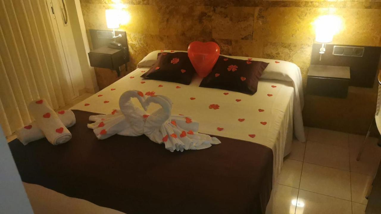 Romantic Petals Chocolates Standard Double or Twin Room